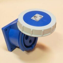 3232-6 Įmontuojamas kištukinis lizdas 32A 3P 230V IP67