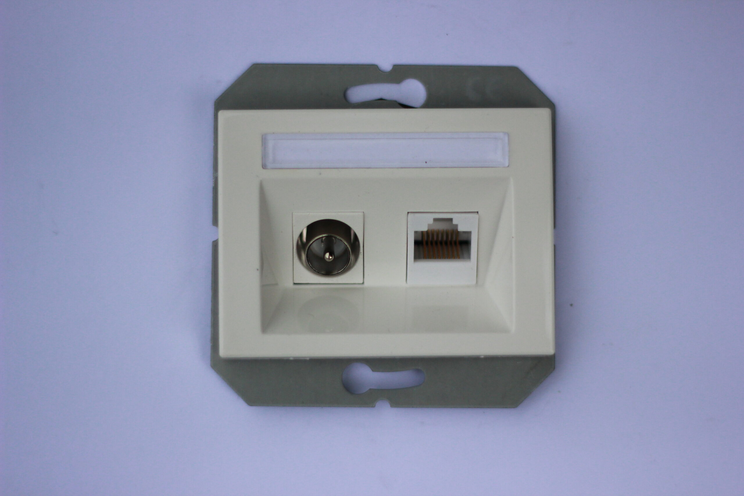 4779101631807 - TVL/KLRJ45-15e2-02/XPiv TV+ komp.RJ45 5e lizdas, b/r, dr.kaulo